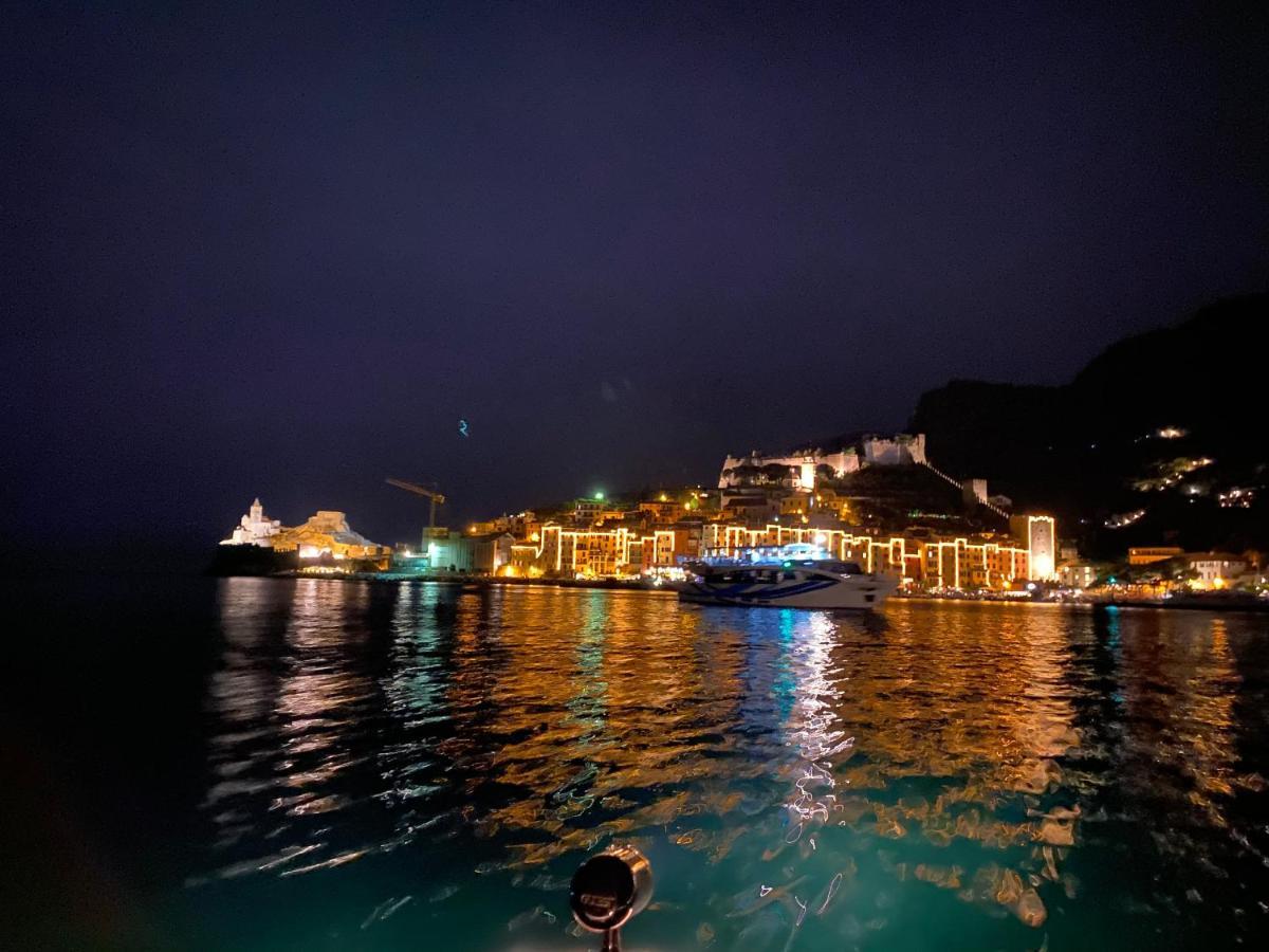 فندق Locanda Lorena بورتوفينيري المظهر الخارجي الصورة